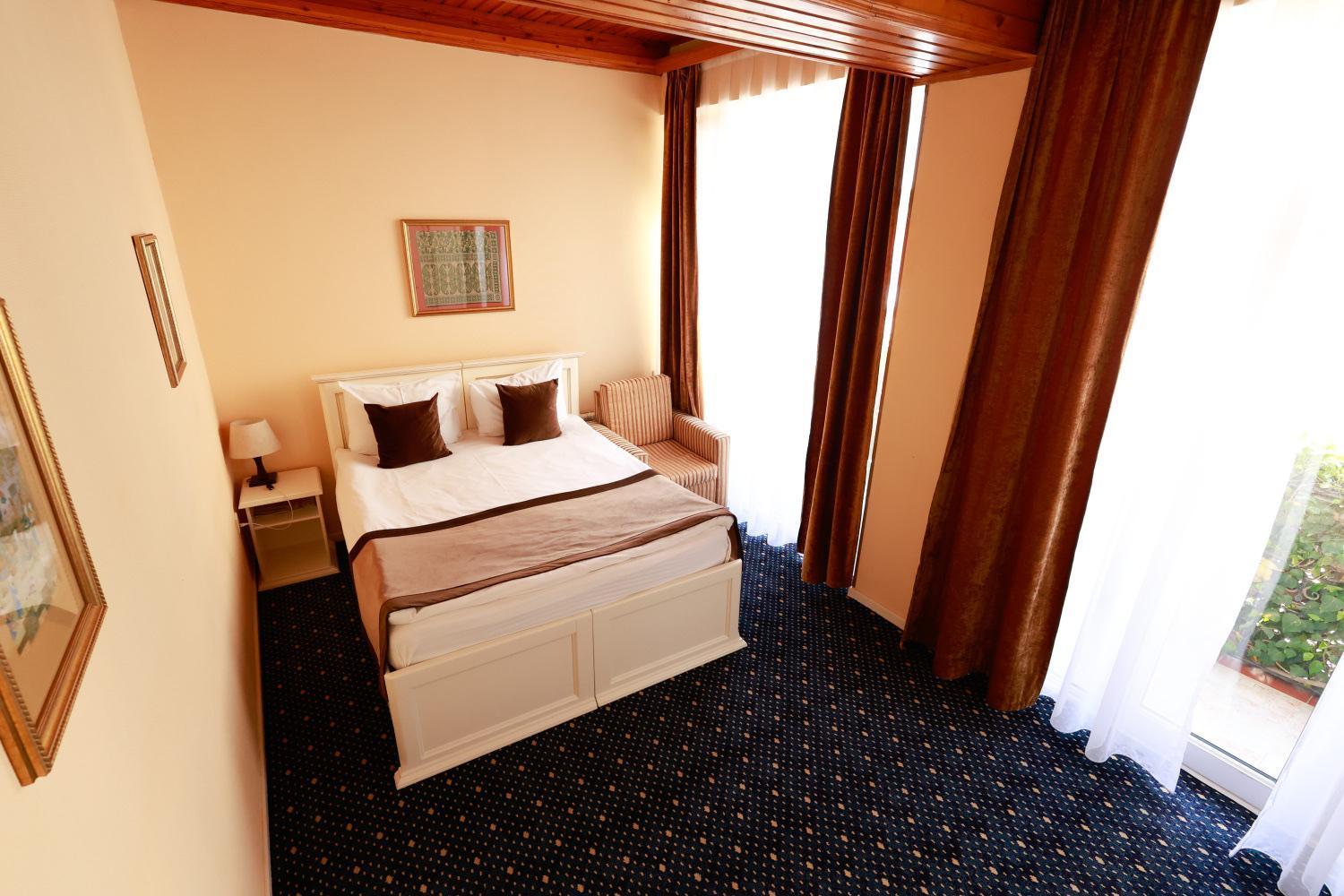 East Legend Hotel บากู ภายนอก รูปภาพ