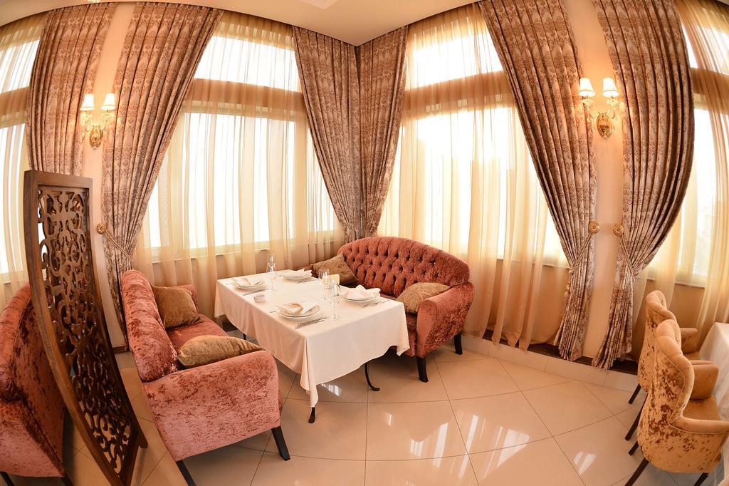 East Legend Hotel บากู ภายนอก รูปภาพ